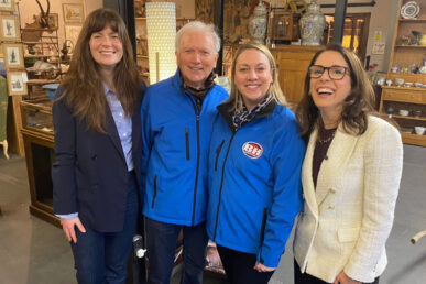 Two contestants on a TV show called Bargain Hunt.