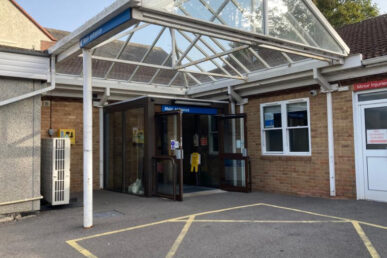 A photo of the the outside of Chard Community Hospital.